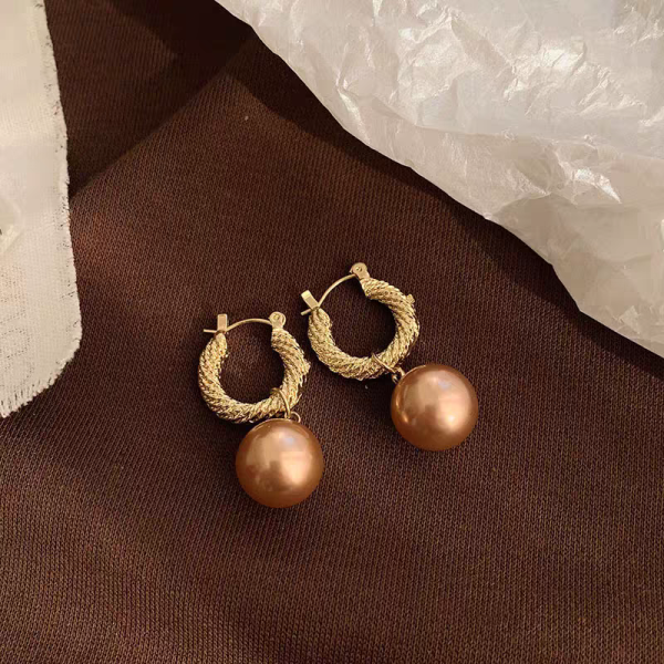 Fashion Classic Pearl Earrings - Image 5