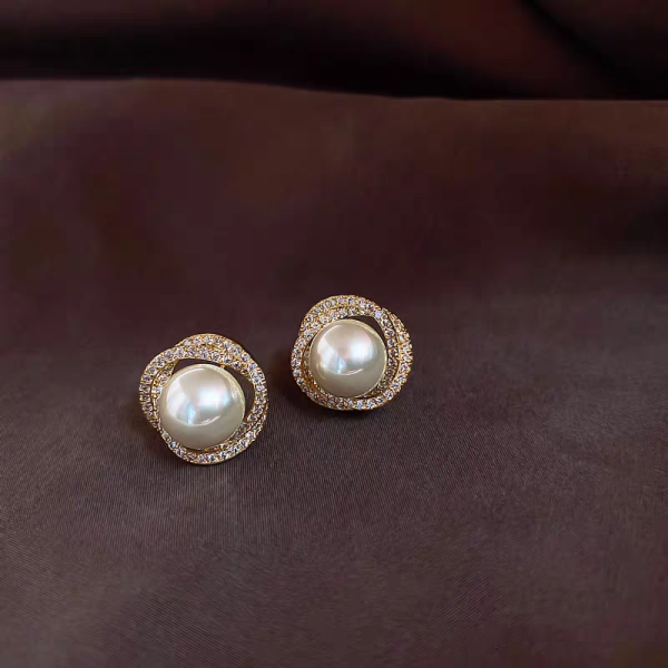 Fashion Dual Pearl Stud Earrings - Image 5