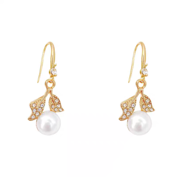 Fashion Pearl  Earrings - Image 6
